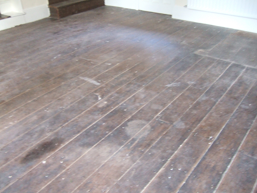 Cotswold old elm floor un sanded