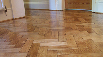 Parquet floor after sanding and lacquering 